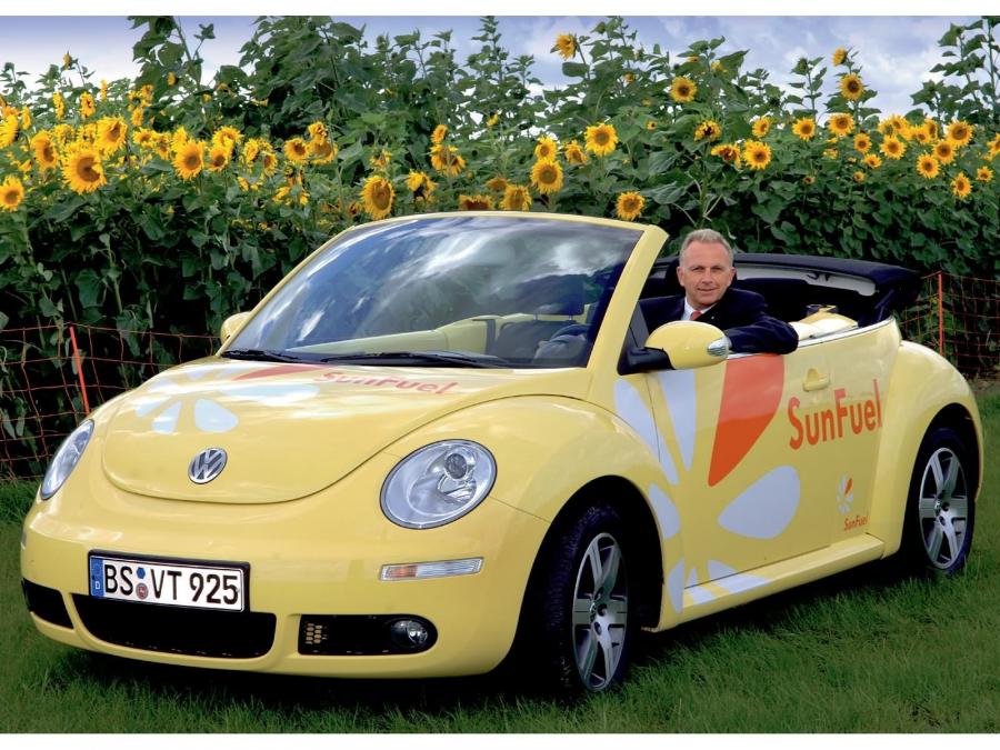  Volkswagen New Beetle Cabriolet Sunfuel Concept 2006 года  (фото 5 из 14)